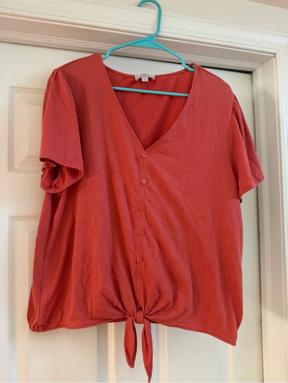 Loft outlet Women's Coral Button-Front Tie-Hem Top